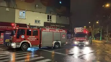 Kayseri Melikgazi'de Otel Yangını Kontrol Altına Alındı