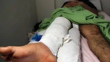 Adana’da Maskeli Saldırganlar Aileyi Hedef Aldı: Münire ve Oğlu Ağır Yaralı