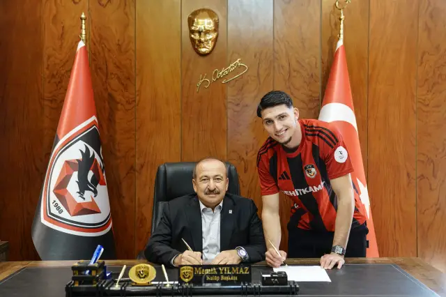 Taraftar ve futbolcu arasındaki diyalog