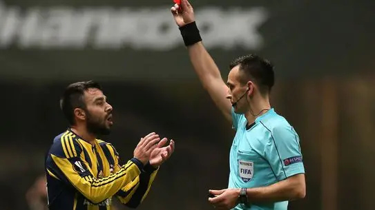 FIFA, 2026 Dünya Kupası VAR Hakem Listesinde Türk Hakemi Görmedi: Ivan Bebek'in Atlaması Tartışma Yarattı