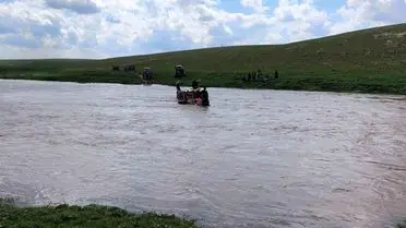 Ceylanpınar’da Traktörle Mahsur Kalan Üç Kişi Zamanında Kurtarıldı