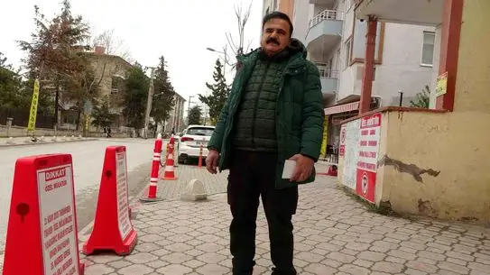 Malatya’da Kaldırım Kapama Skandalı: Dubalarla Sokak Hakları Tartışması