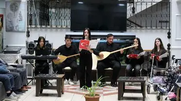 Samsun Lisesi Korosu, Şehrin Duvarlarını Aşarak Gönüllere Dokunuyor