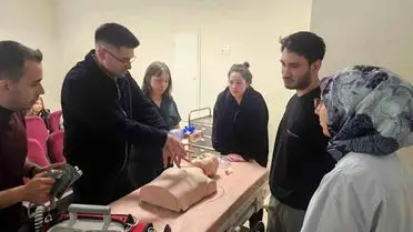 Sinop Durağan’da Sağlık Personeline İleri Yaşam Desteği Eğitimi Verildi