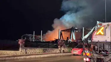 Sincan'da Büyük İlaç Fabrikası Yangını: Operasyon Tamamlandı