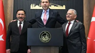 Bakan Bayraktar, Kayseri'de Türkiye'nin Enerji Geleceğini Şekillendirecek Stratejileri Açıkladı