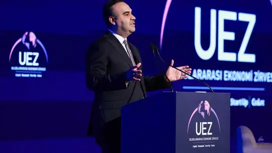 Sanayi Bakanı Kacır, Türkiye'yi Küresel Ticaretin Kalbine Taşıyacak