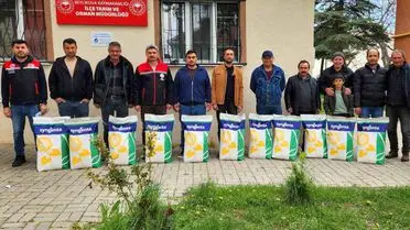 Beylikova’da Çiftçilere %50 Hibeli Ayçiçeği Tohumu Dağıtıldı: Verim Artışı Hedefleniyor