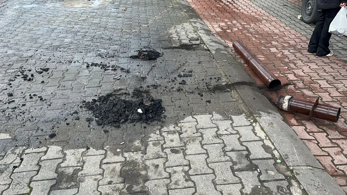 Tosya’da Yangın Çatışması: Market Sahibi Müdahale Sırasında Hayatını Kaybetti