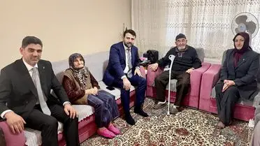 AK Parti Karabük Heyeti Ev Ziyaretiyle Halkla Buluştu