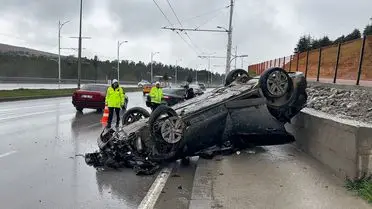Malatya’da Kontrolden Çıkan Araç Takla Attı, 5 Yolcu Sağ Salim