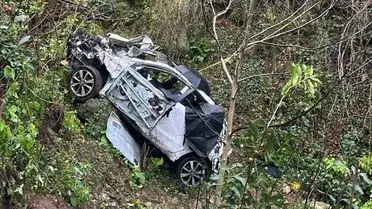 Kabadüz'de Yamaç Kayması Sonucu Otomobil Devrildi: Baba ve Kızı Hayatını Kaybetti