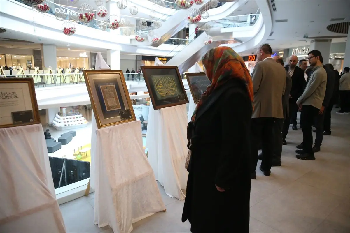 Emrullah Demirkaya eserleri sergileniyor