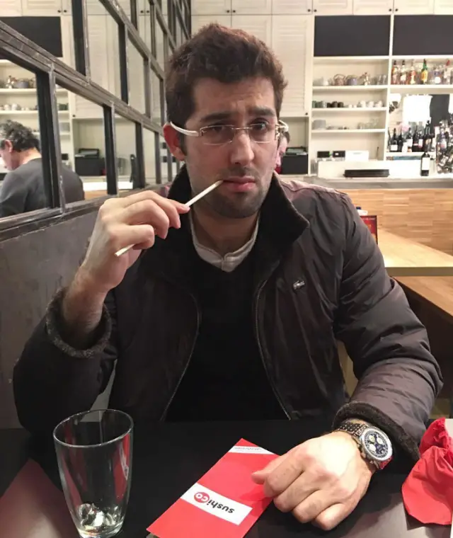 Doğu Demirkol gençlik fotoğrafı