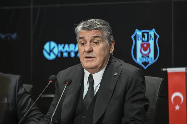 Stadyum içinde Beşiktaş taraftarları