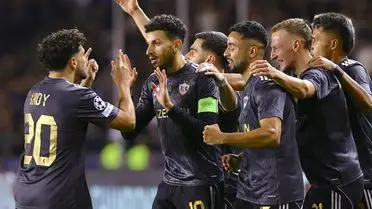 Karabağ, Şampiyonlar Ligi'nde Liderin 10 Puan Gerisine Düştü: Devler Ligi Tehdidi