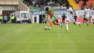 Alanyaspor ve Trabzonspor 1-1 Berabere Kaldı: Güven Yalçın Penaltısı Maçı Dengeledi