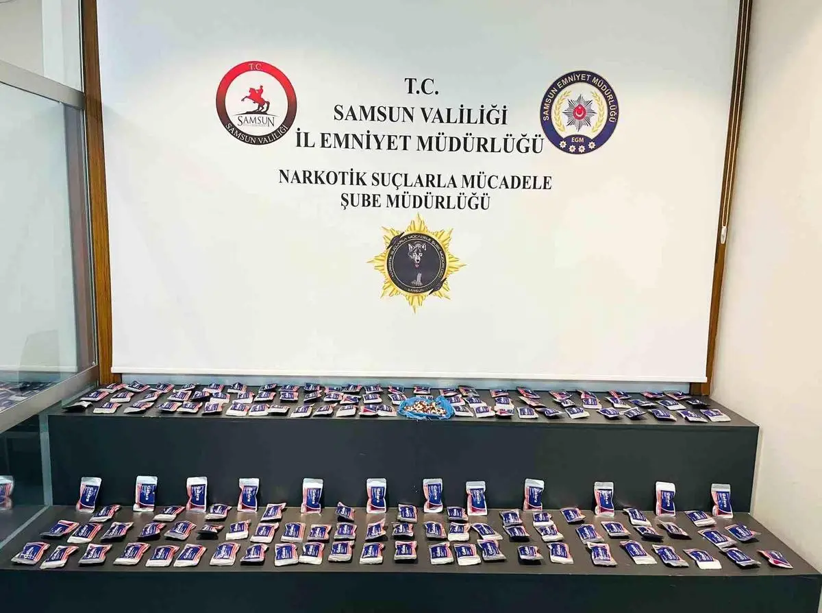 Samsun'da Büyük Uyuşturucu ve Silah Operasyonu: 12 Bin Hap ve Pompalı Tüfek Ele Geçirildi
