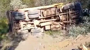 Alanya’da Kamyon Devrildi: Sürücü Erol Yılmaz Şehit Oldu