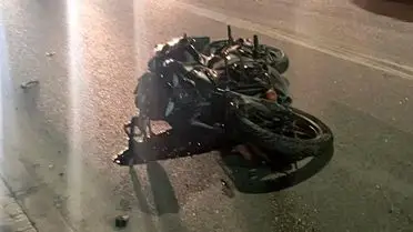 Erdemli'de Trafik Kazası: Hafif Ticari Araçla Çarpışan Motosiklet Sürücüsü Hayatını Kaybetti