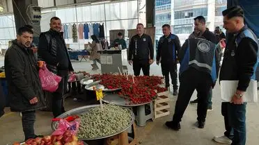 Armutlu Halk Pazarı'nda Denetim Yoğunlaştı: Hijyen ve Fiyat Kontrolleri Sıkılaştırıldı