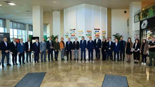 Bursa Uludağ Üniversitesi, Oyak Renault ile Sanayi İş Birliğini Güçlendirmek İçin Ziyarette Bulundu