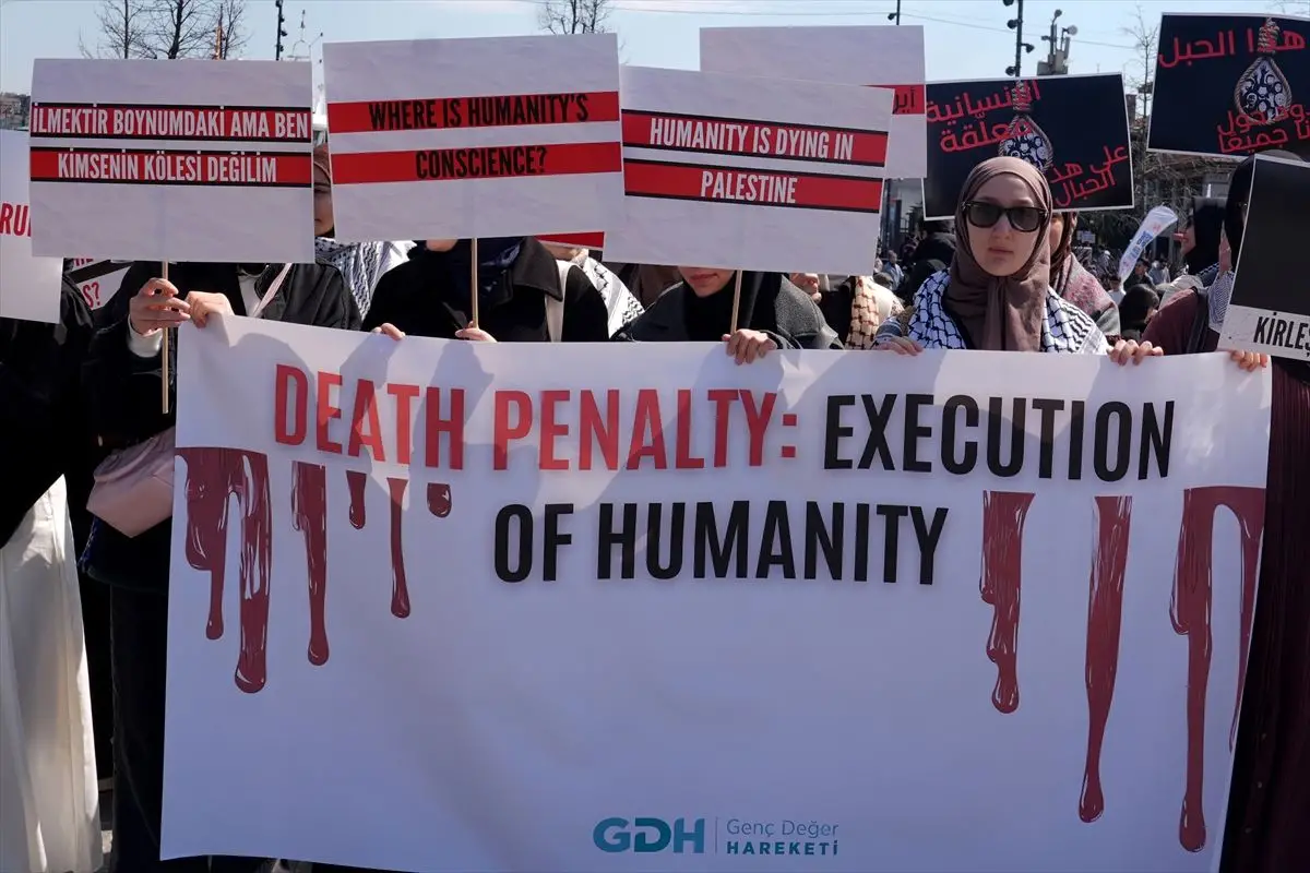 Beşiktaş’ta Filistin protestosu