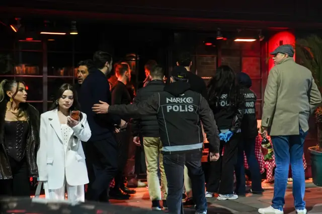 Polis ekipmanları ve gözaltı süreci
