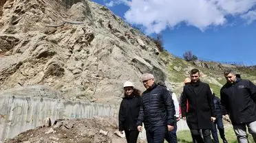 Yukarı Tekke mezarlığındaki restorasyon çalışması