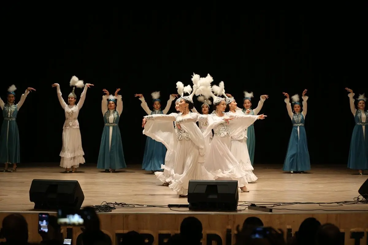 Niğde Nevruz Bayramı kapak fotoğrafı