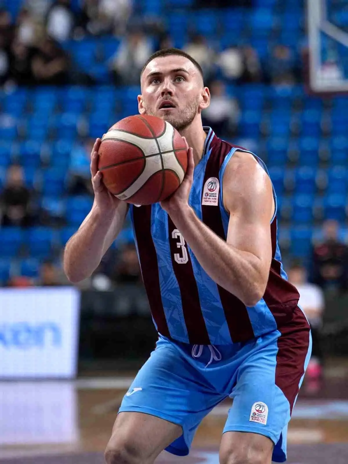 Trabzonspor ve Aliağa Petkimspor maçından bir kare