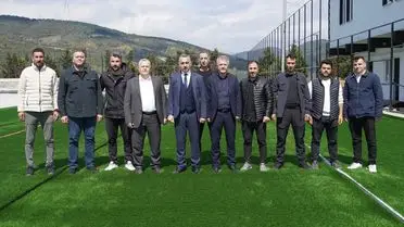 Armutlu’da Gençler İçin Yeni Spor Tesisleri ve Modern Stadyum İncelemesi