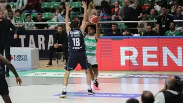 Bursaspor, Türk Telekom'u 94-92'ye Yenerek Süper Lig'de Zorlu Rakibi Geride Bıraktı