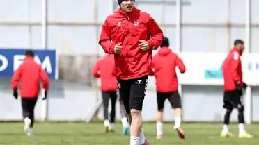 Sivasspor'un maç öncesi antrenman sahasındaki antrenman görüntüsü