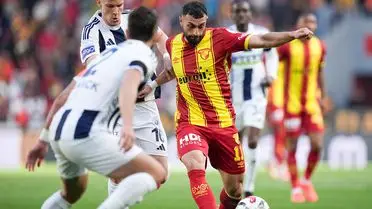 Göztepe ile Kasımpaşa’yı 3-3’lük Heyecanlı Maçta Bırakan Penaltı ve Kırmızı Kart Şoku