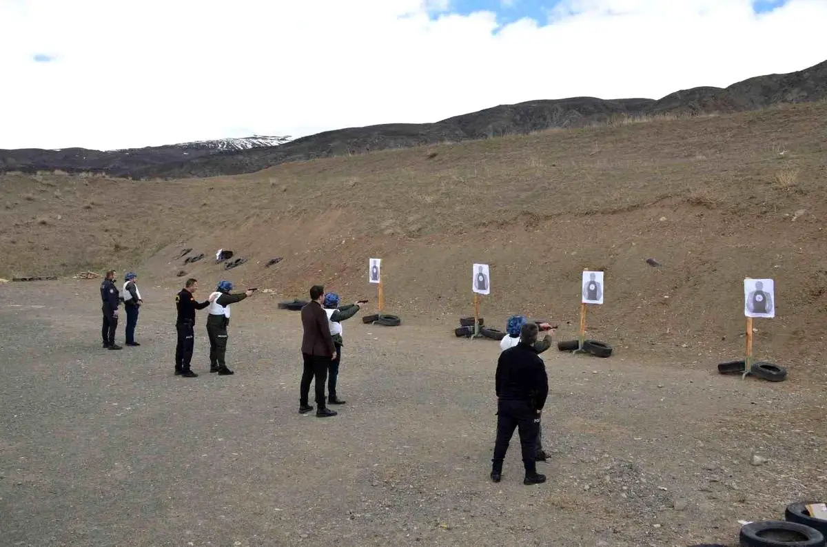 Erzincan Emniyeti, Orman Bölge Müdürlüğü Personeline Silah Kullanımı ve Bakımı Eğitimi Verdi