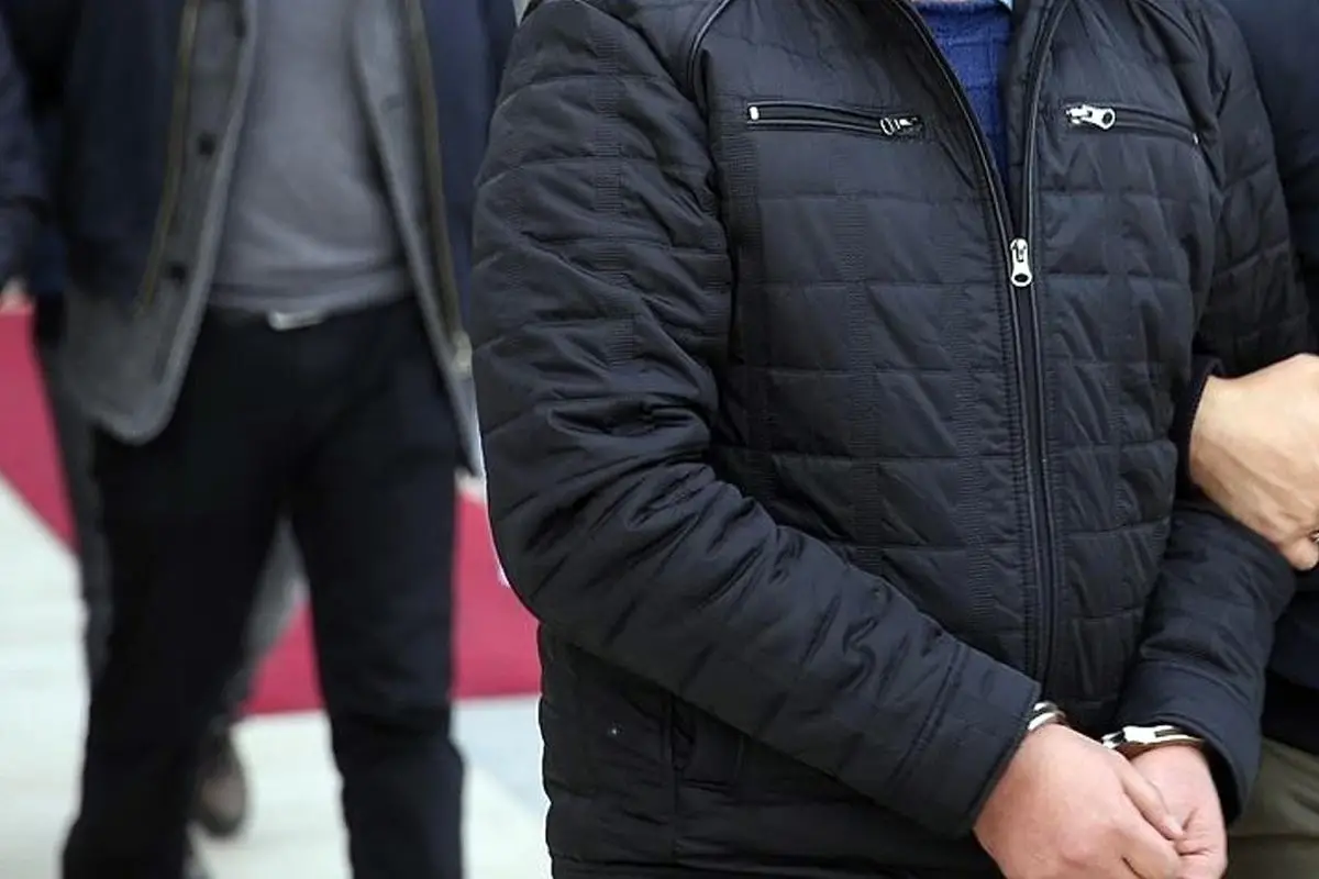 Adana'dan 8 İlde Gerçekleşen Operasyonda 287 Şüpheli Gözaltına Alındı