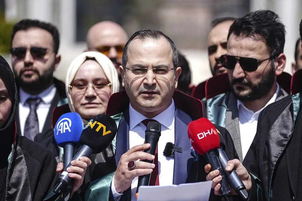 İstanbul’da düzenlenen protesto kalabalığı