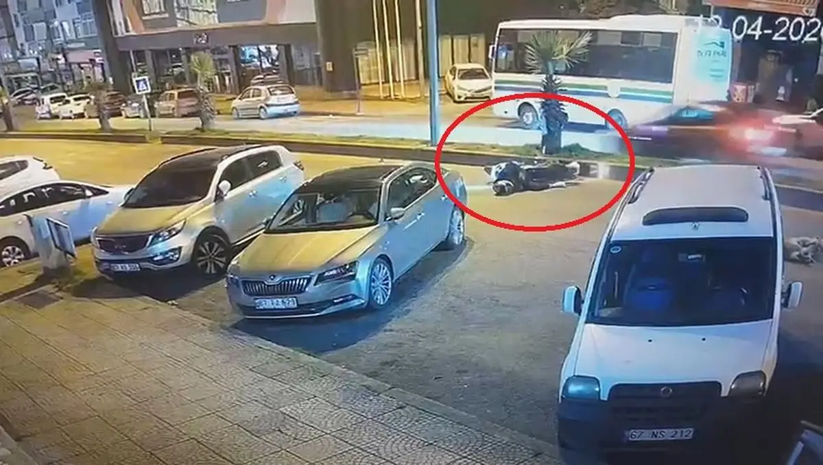 Zonguldak Ereğli’de Motosiklet Köpeğe Çarptı: Sürücü Hafif Yaralandı