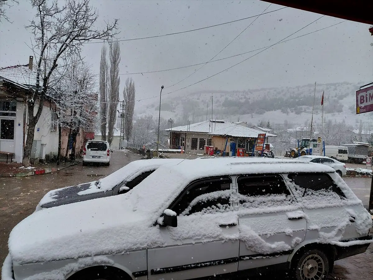 Başçiftlik'te kar yağışı