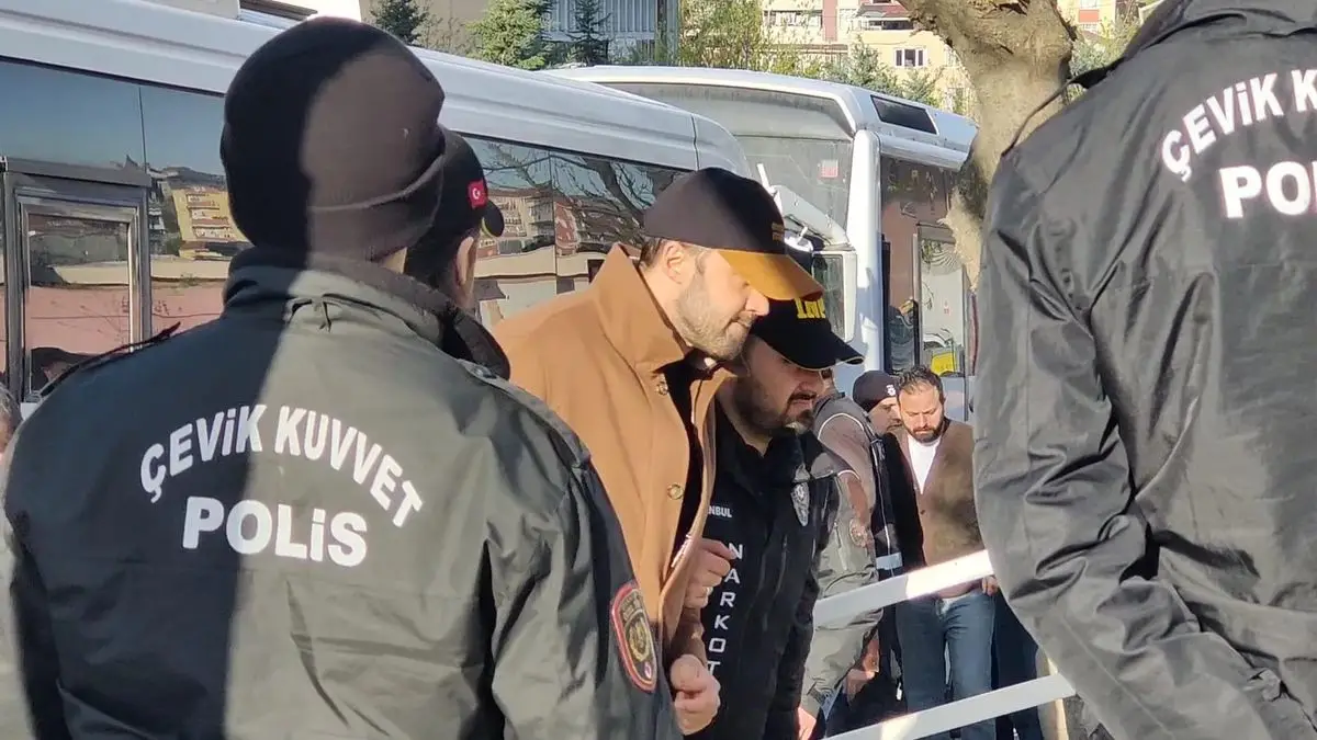 Beşiktaş’ta Ünlüleri Hedef Alan Uyuşturucu Operasyonu: 17 Şüpheli Mahkemeye Sevk Edildi