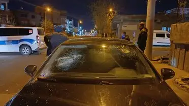 Batman’da Silahlı Çatışma: Üç Kişi Yaralı, Saldırganlar Kaçıyor