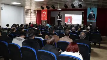 Küre'de Gençlere Yönelik Uyuşturucu Önleme Eğitimleri Başladı