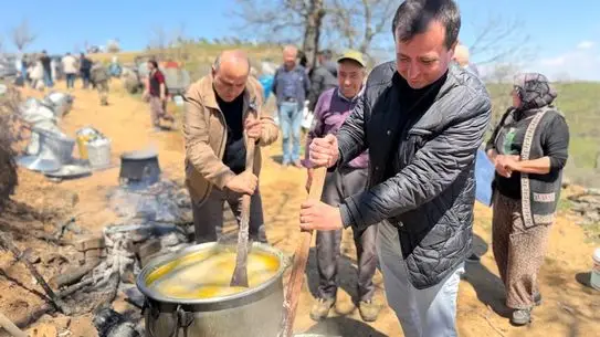 Manisa Sarıgöl’de Kızılçukur Mahallesi’nden Yağmur Duasıyla Birlikte Bereket Dileme Şöleni
