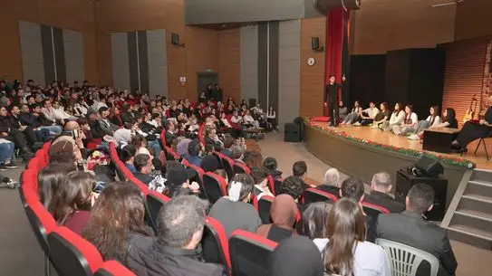Mektep Melikgazi’nin Genç Yetenekleri Sahneye Çıktı: “Gençliğe Açılan Pencerenin Perde Arkası”