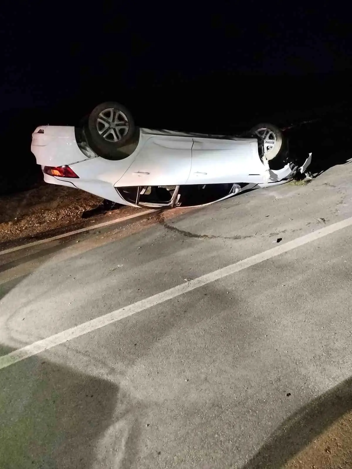 Elazığ’da Takla Atan Araçta 6 Kişi Yaralandı