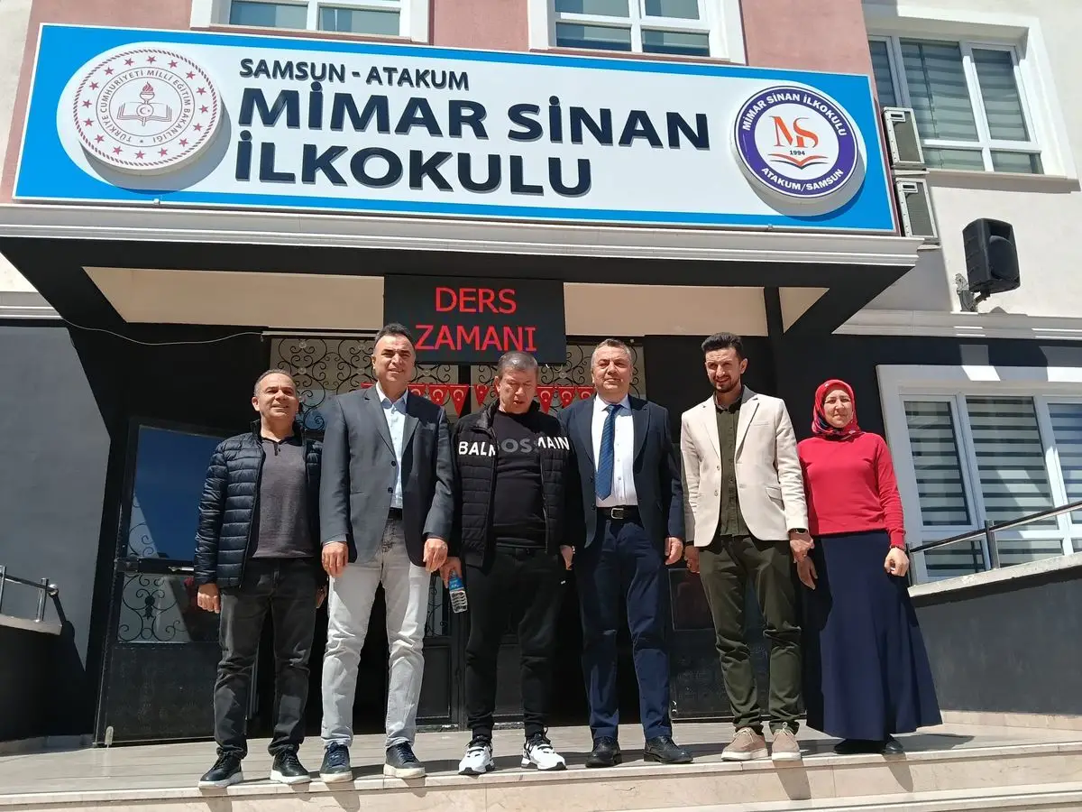 Tanju Çolak, Samsun'da Mimar Sinan İlkokulu Öğrencileriyle Buluştu