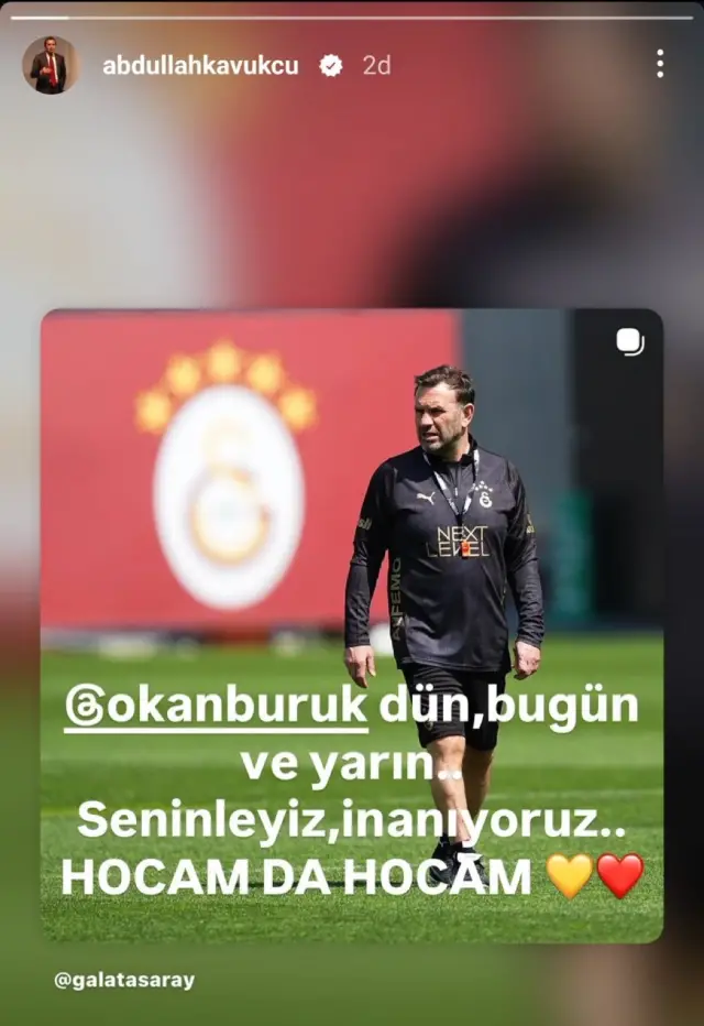 Galatasaray taraftarları ve teknik ekip