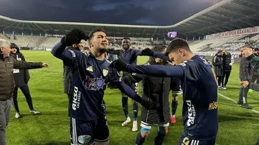 Erzurumspor FK, Boluspor'u 2-0 Mağlup Ederek Liderliğini Pekiştirdi