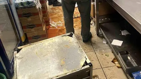 Galatasaray'dan Açıklama: Tribündeki Büfeler Kapalı Değil